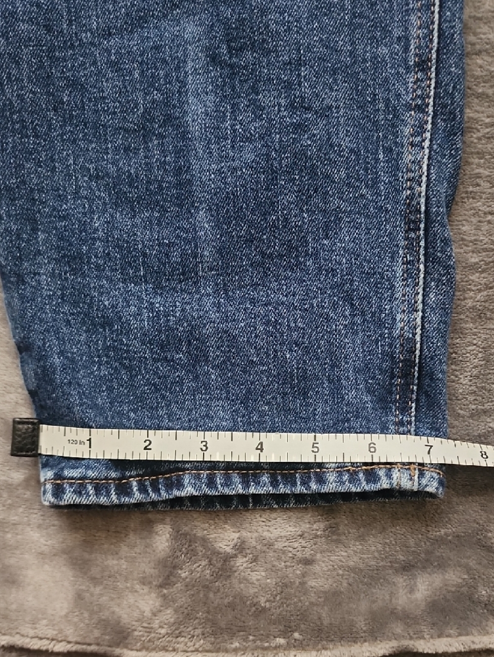 Old Navy 12 Tall Extra High-Rise Curvy Sky-Hi Straight Jeans - Picture 10 of 11